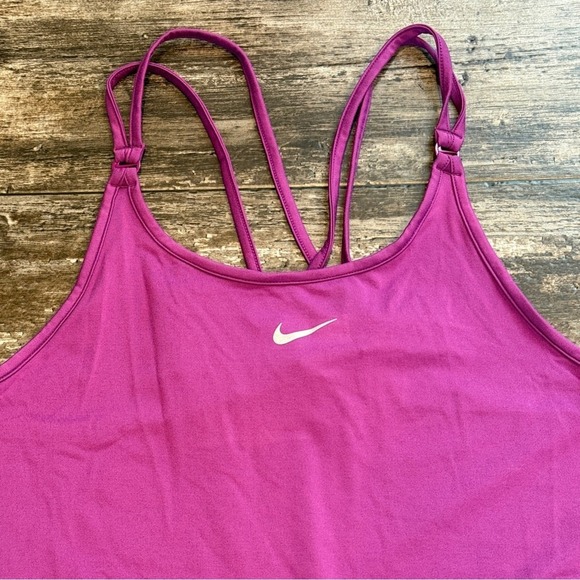 Nike Dri-FIT One Luxe Slim Fit Tank Top 'Viotech' Purple‎ Medium DD4931-503 NEW - Picture 3 of 13